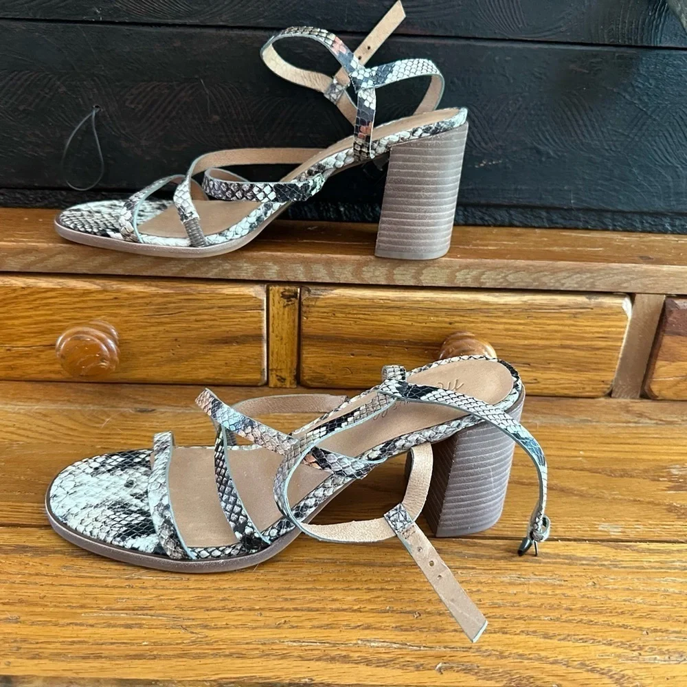 Madewell The Edie‎ Sandal in Snake Embossed Leather 9.5 Style AH726